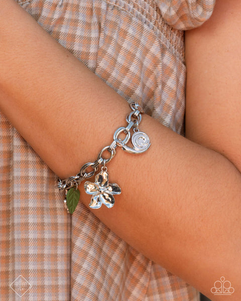 Glimpses of Malibu Fashion Fix 0325