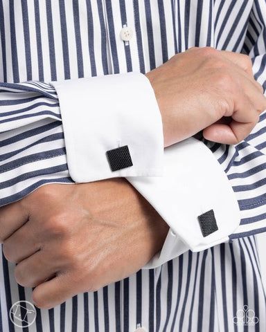 Shimmery Strength - black