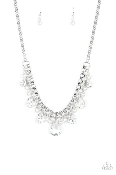 Knockout Queen (white)