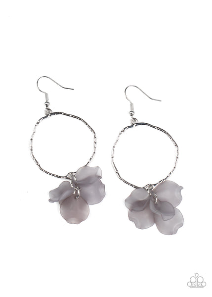 Petals on the Floor (silver)