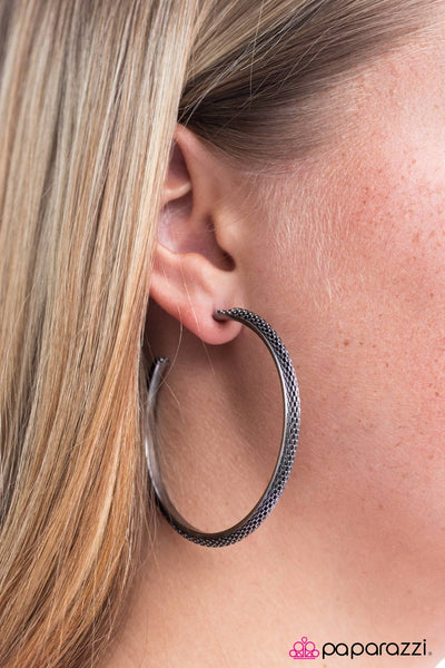She Devil (black)